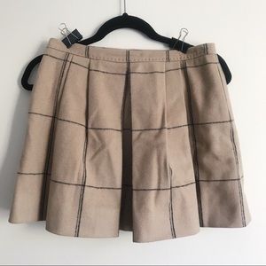 Club monaco beige wool pleated skirt